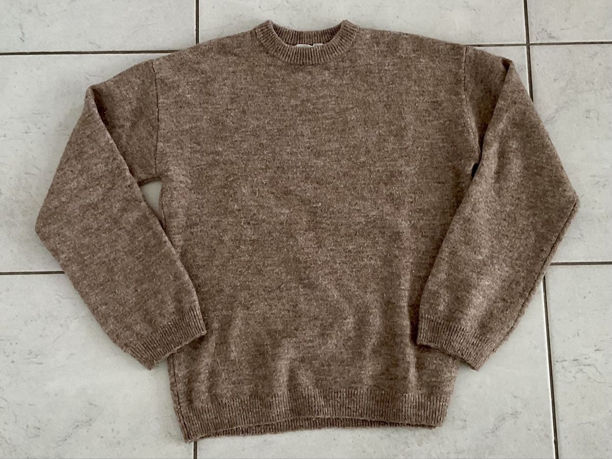 H&M Pullover & Sweatshirts: Pullover 2 Stück und 1 Top Grösse 158/164 – Gebraucht aus Wenslingen von dusty77 1