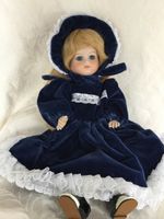 Ältere Porzellan Puppe