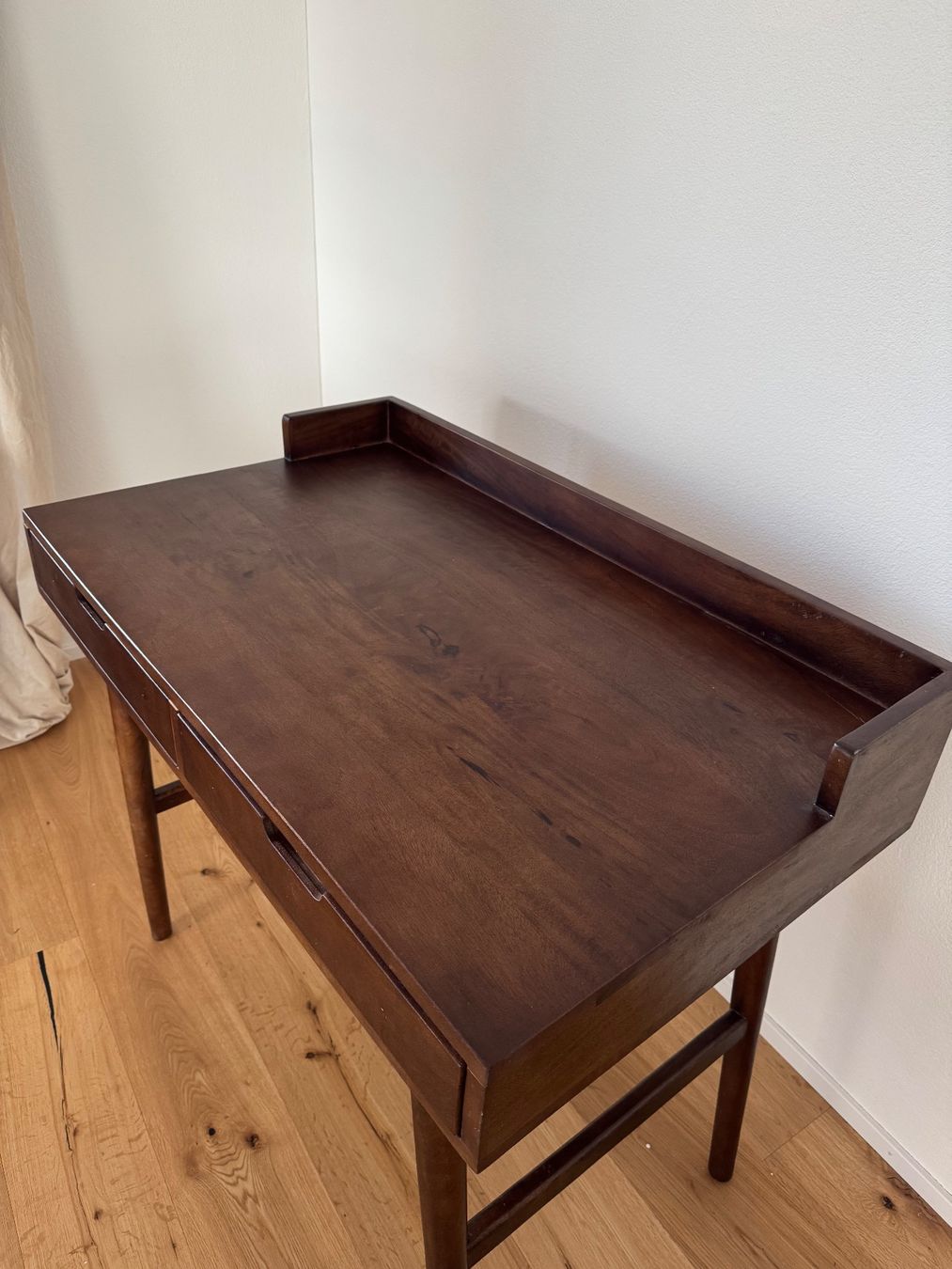Bureaux: Schreibtisch – D'occasion à Emmetten par sch_872s 1