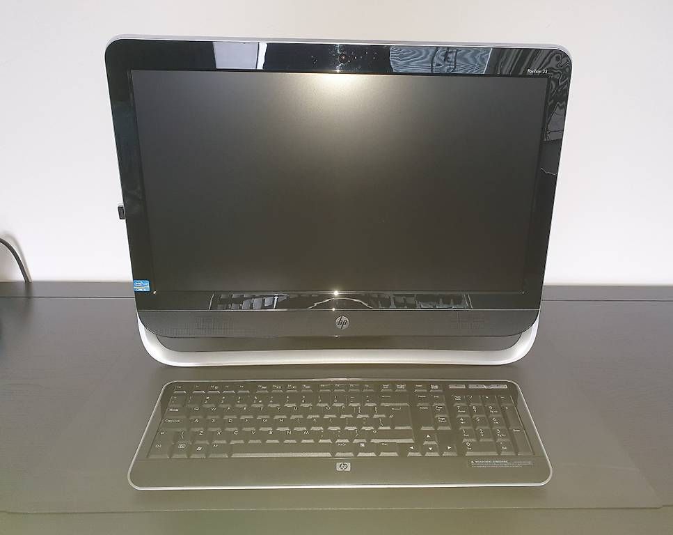 Tastiere: Écran plat hp et clavier  – Usato da Le Lignon venduto da ValKatia