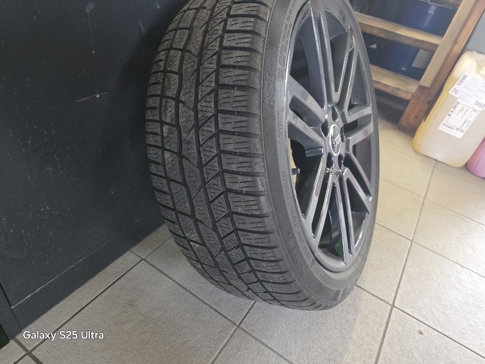 Pneumatici & Ruote complete: Audi Original Winterkompletträder 245/40/20 – Usato da Schwerzenbach venduto da Max460 4