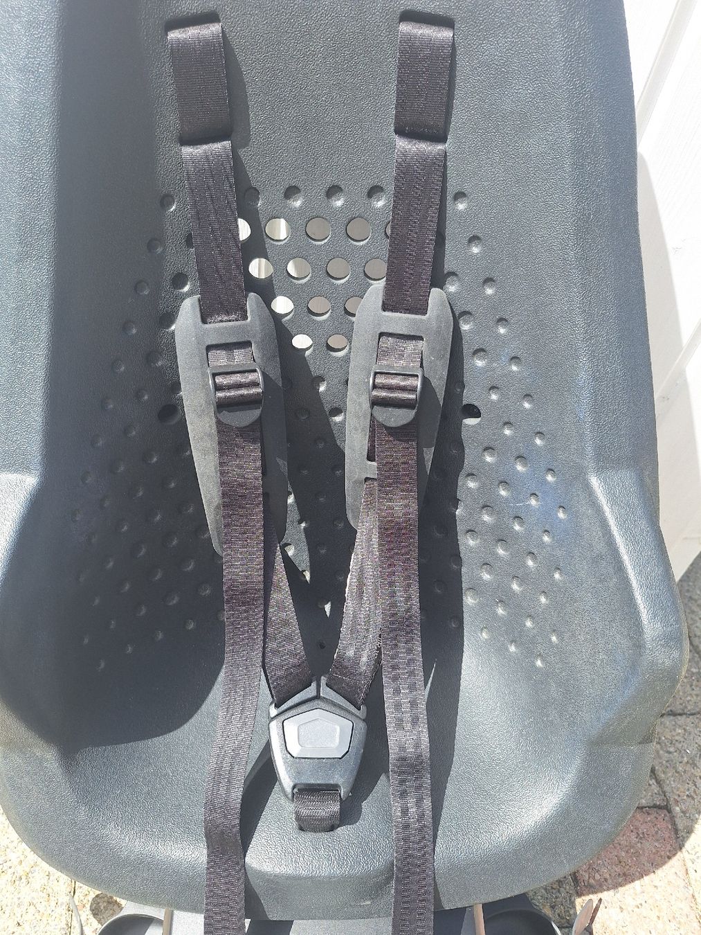 Thule Pezzi di ricambio: Thule Yepp Maxi Kinderfahrradsitz – Usato da Gähwil venduto da keb_qb65 3