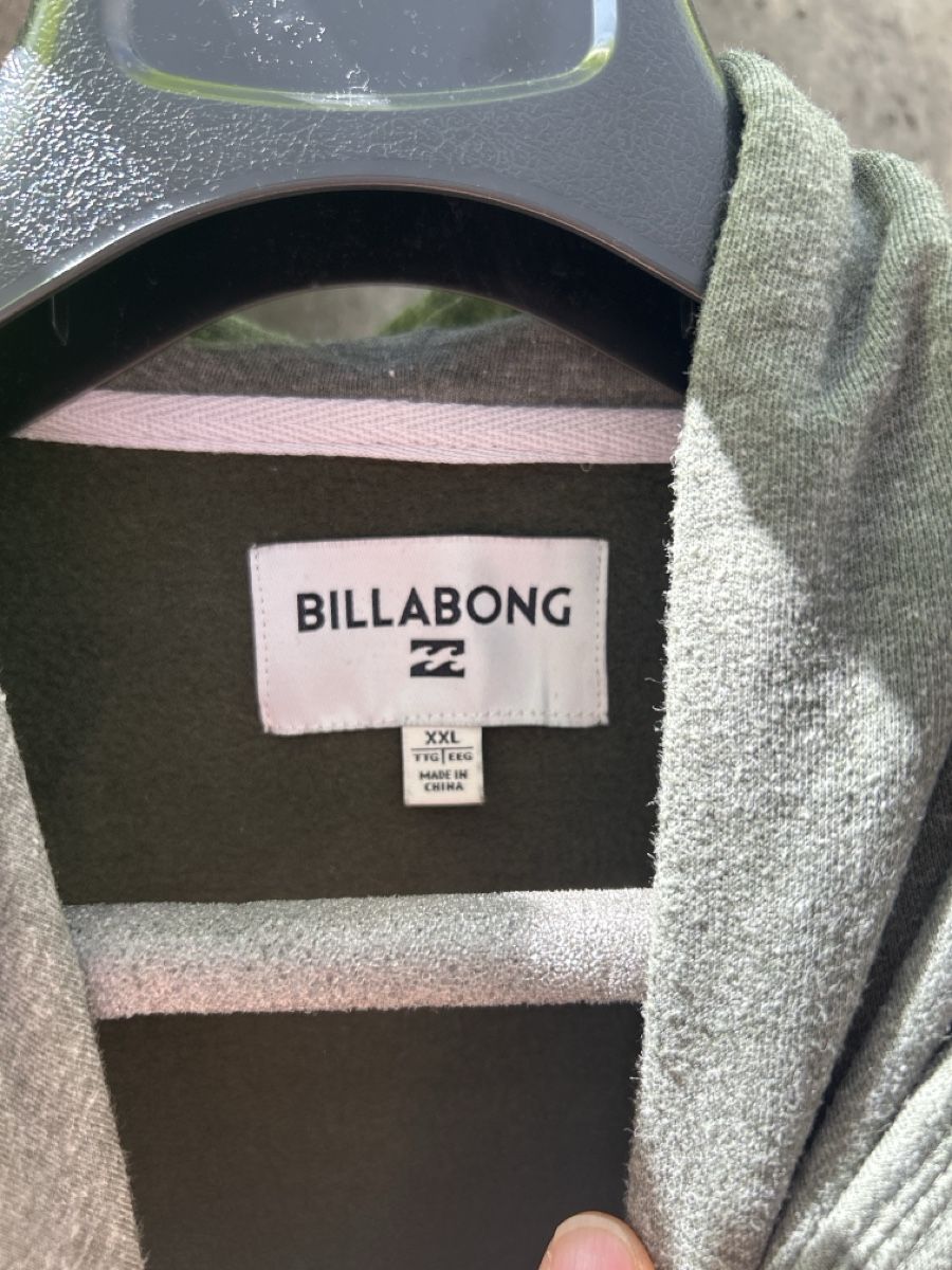 Billabong Maglioni & Felpe: Billabong Pullover Hoodie neuwertig – Usato da Niederrohrdorf venduto da luxury100 1