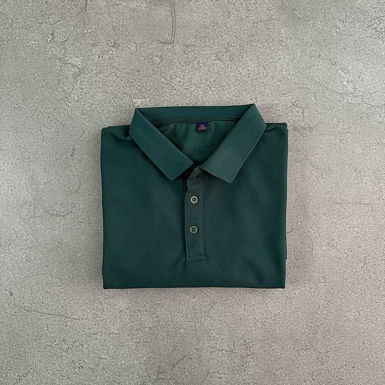 Polos: Poloshirt dunkelgrün – D'occasion à Oberwangen b. Bern par 7AJU 2