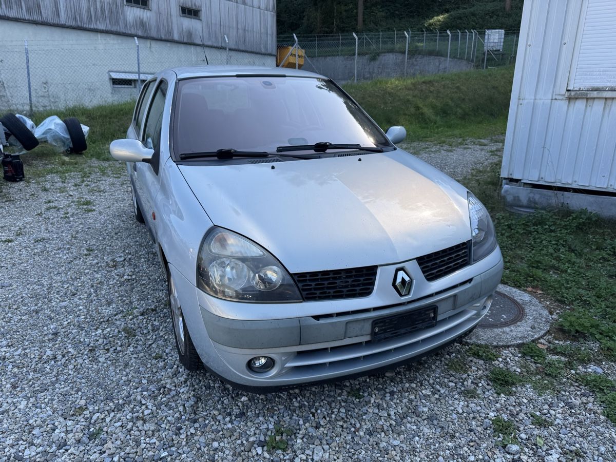 Renault Autos: Renault Clio – Gebraucht aus Alberswil von Filipeber
