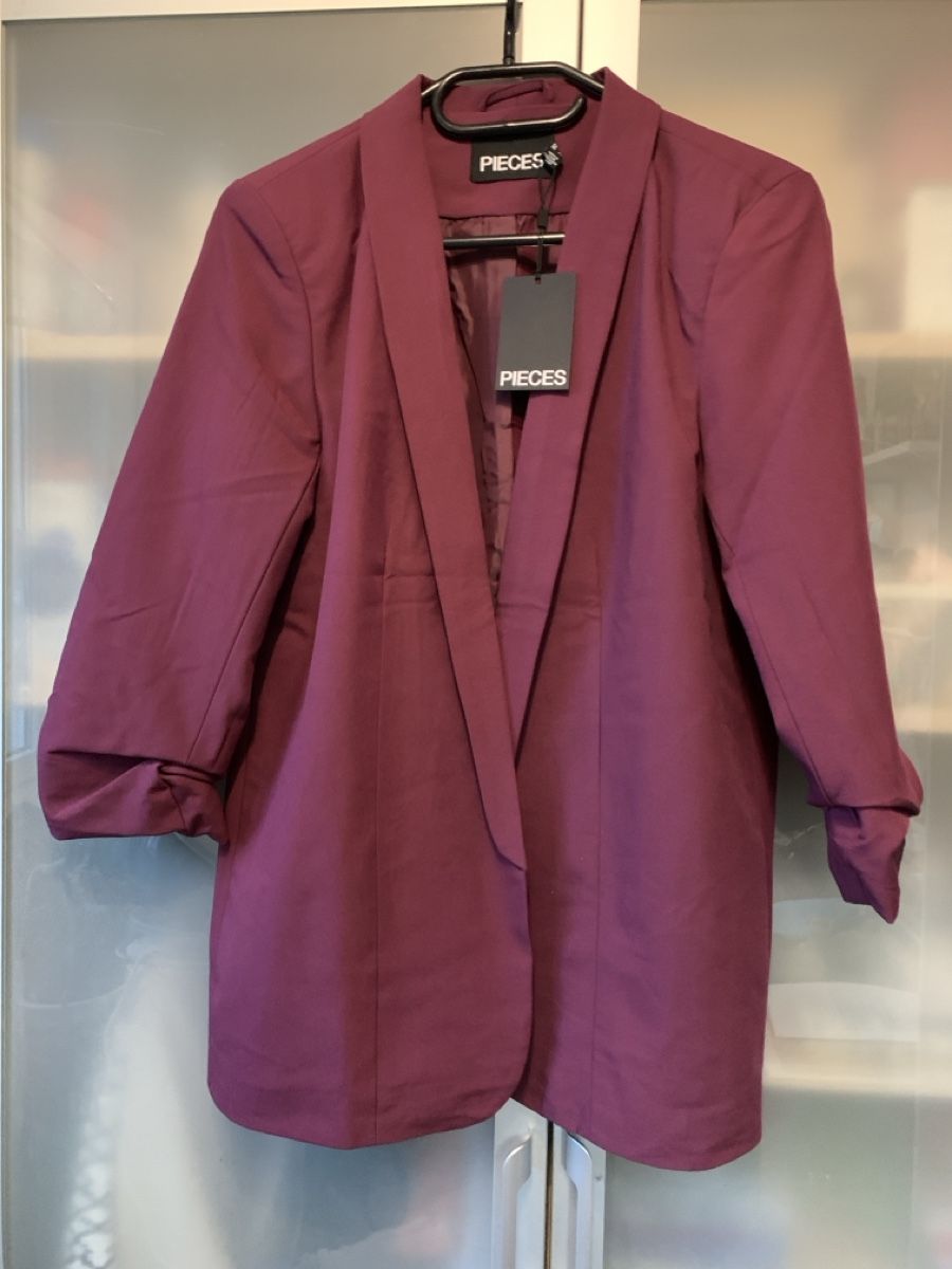 Pieces Vestes: Blazer 3/4 Pieces - grape wine  – D'occasion à Courtelary par joliman 3