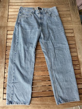 Levi’s SilverTab Loose Fit Denim Jeans (W36/L32, Light Wash)