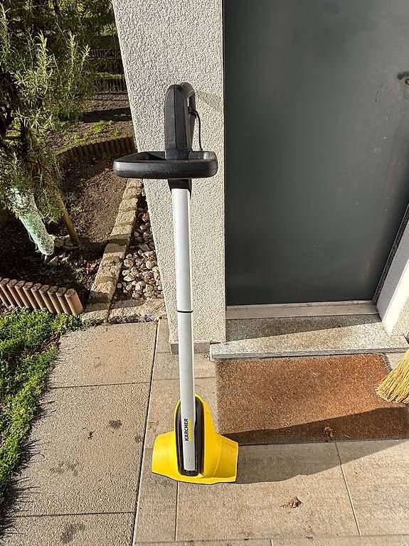 Tutte le macchine: Lava Pavimenti Kärcher PCL4 – Usato da Moleno venduto da mau_5q2c