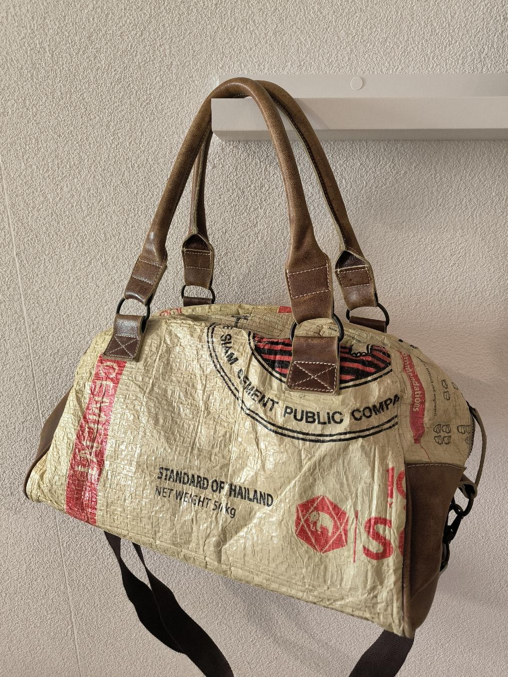 Borse: Handtasche aus Zementsack Material gebraucht – Usato da Winterthur venduto da basrup 1