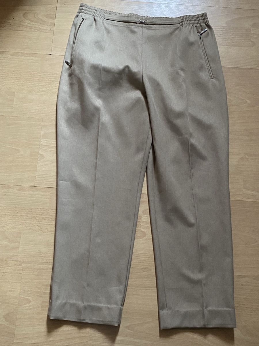 Pantaloni: Hose – Usato da Gretzenbach venduto da Cantate