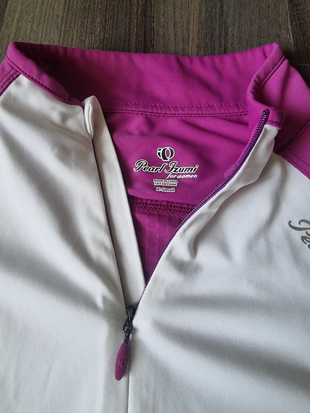 Pearl Izumi Canottiere & Pantaloni: Velotrikot – Usato da Reigoldswil venduto da Rueschelrutscher 1