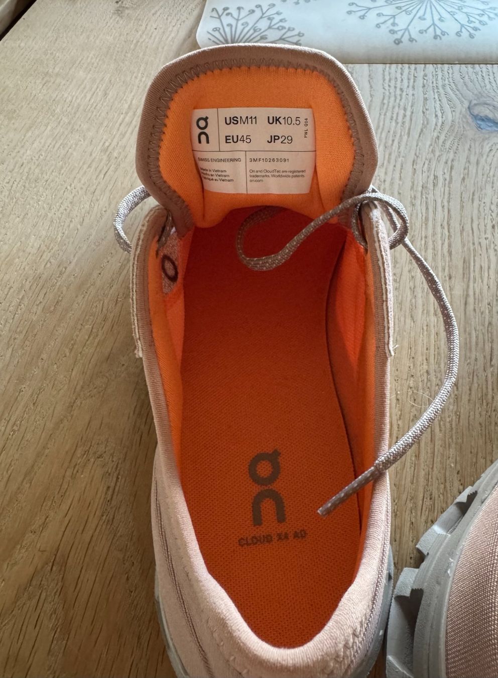 On Scarpe da uomo: On Cloud X 4 AD – Usato da Rothrist venduto da 2six0 5