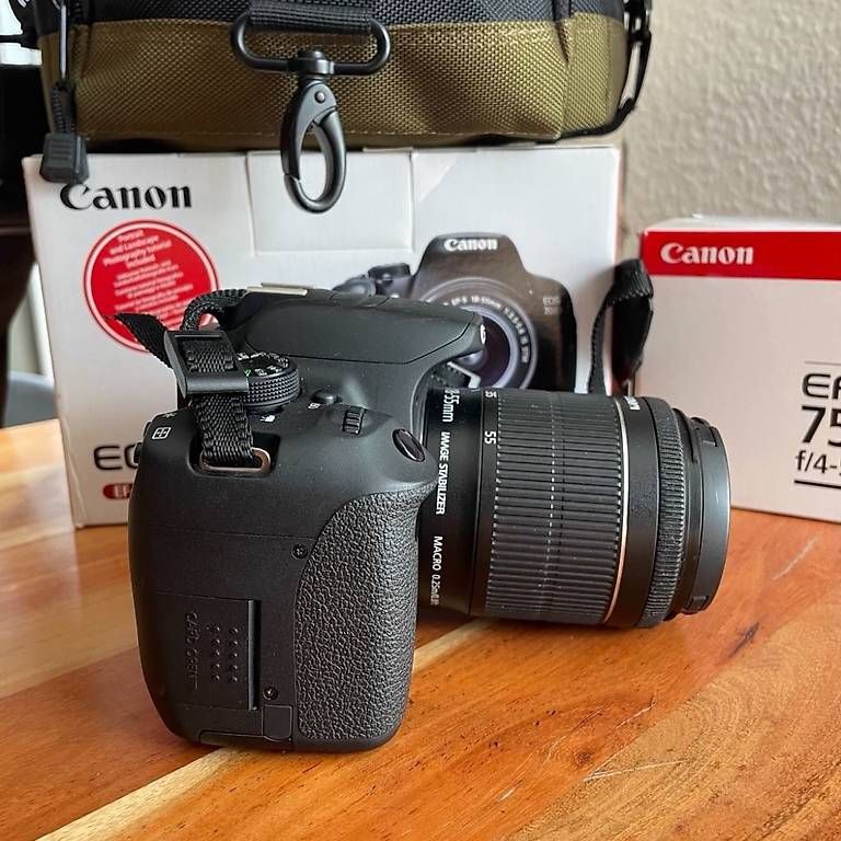 Appareil photo: Canon EOS 700D Spiegelreflexkamera – D'occasion à Dulliken par ann_5qy6