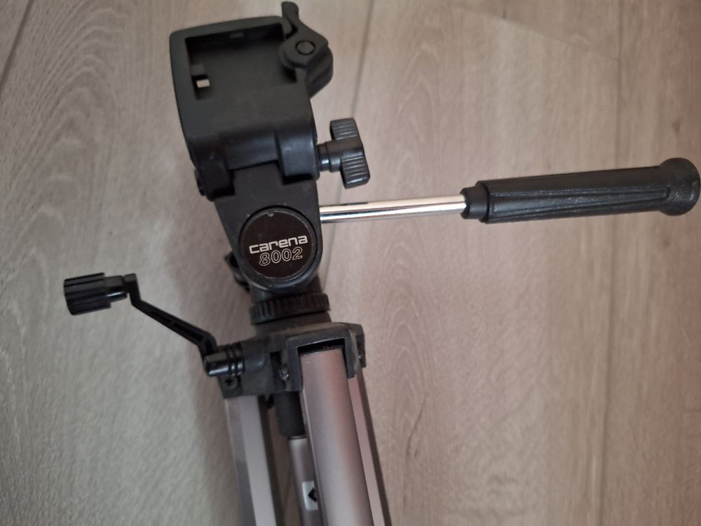 Treppiedi & Teste: Kamera Stativ – Usato da Niederglatt ZH venduto da Bobsli 3