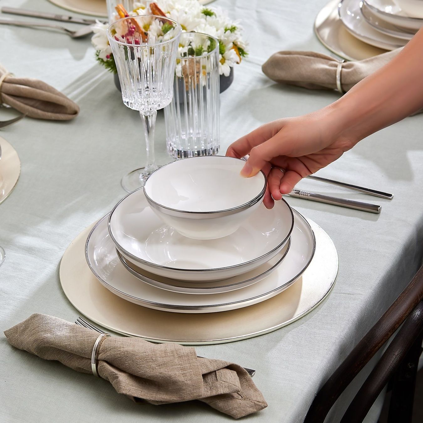 Set di piatti: Karaca Eclipse Platin 57-teilig 12-Personen-Geschirr-Set – Nuovo e nell'imballaggio originale da Reinach AG venduto da evimshop 2