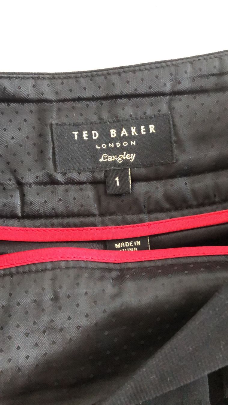 Ted Baker Gonne: Ted Baker skirt – Nuovo (secondo la descrizione) da Zurich venduto da MariaSPO 1