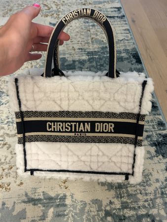 Dior Handtasche Book Tote Teddy Weiss neuwertig