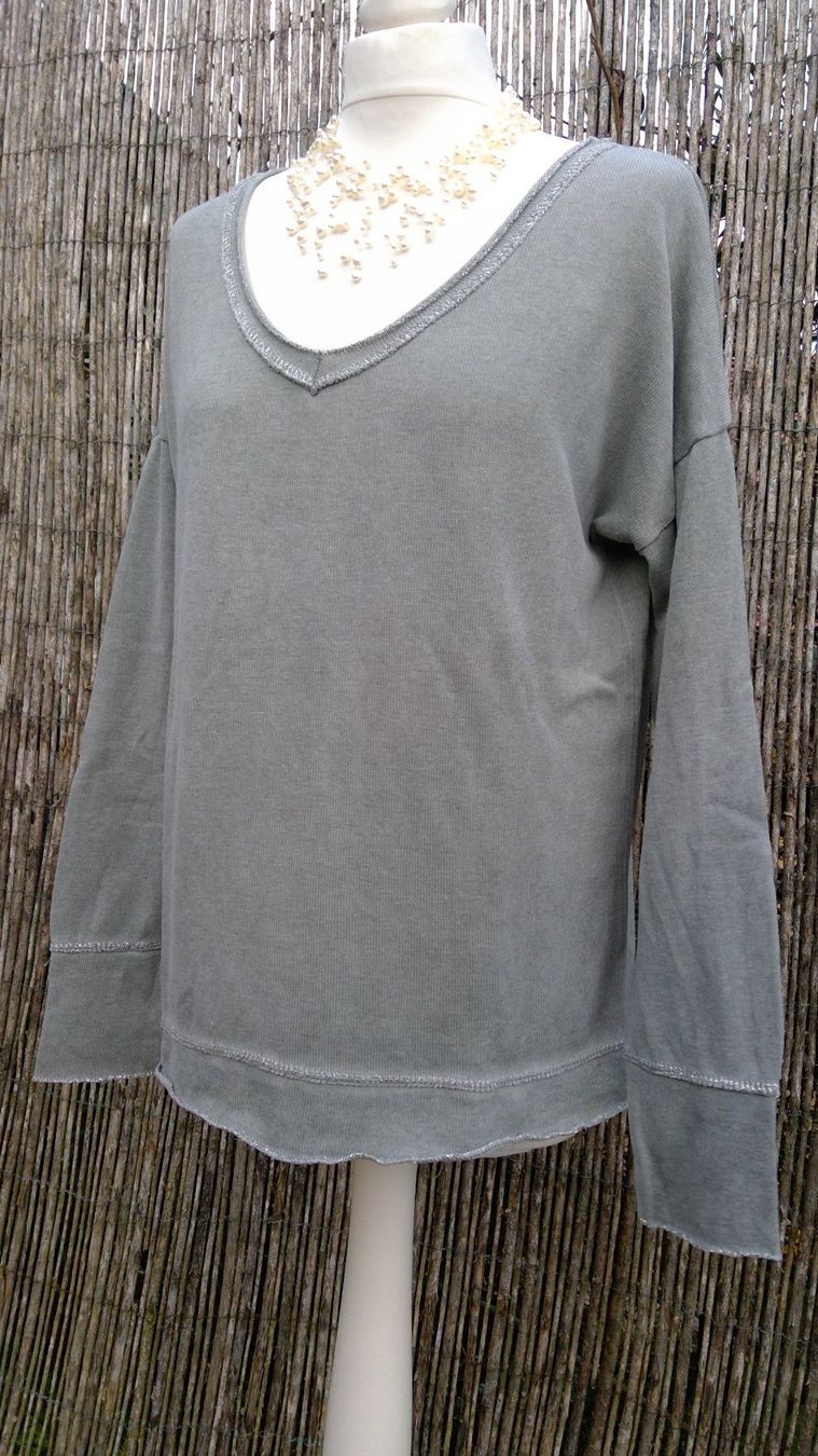 Maglioni & Felpe: Pullover kaki étoile dos en sequins, taille 2/M – Usato da Agiez venduto da chouchanelle 7