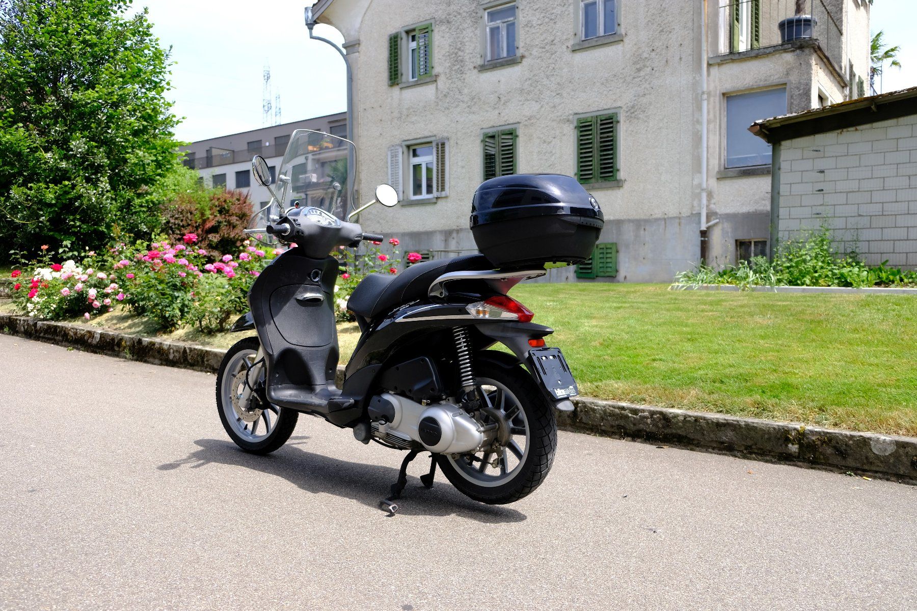 Piaggio Scooter: PIAGGIO Liberty 125 4-T – Usato da Schmerikon venduto da Tschoeppelimunggi 2