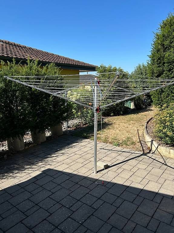 Stenditoi: Wäsche-Ständer Occ. – Usato da Sarmenstorf venduto da nikiarmando