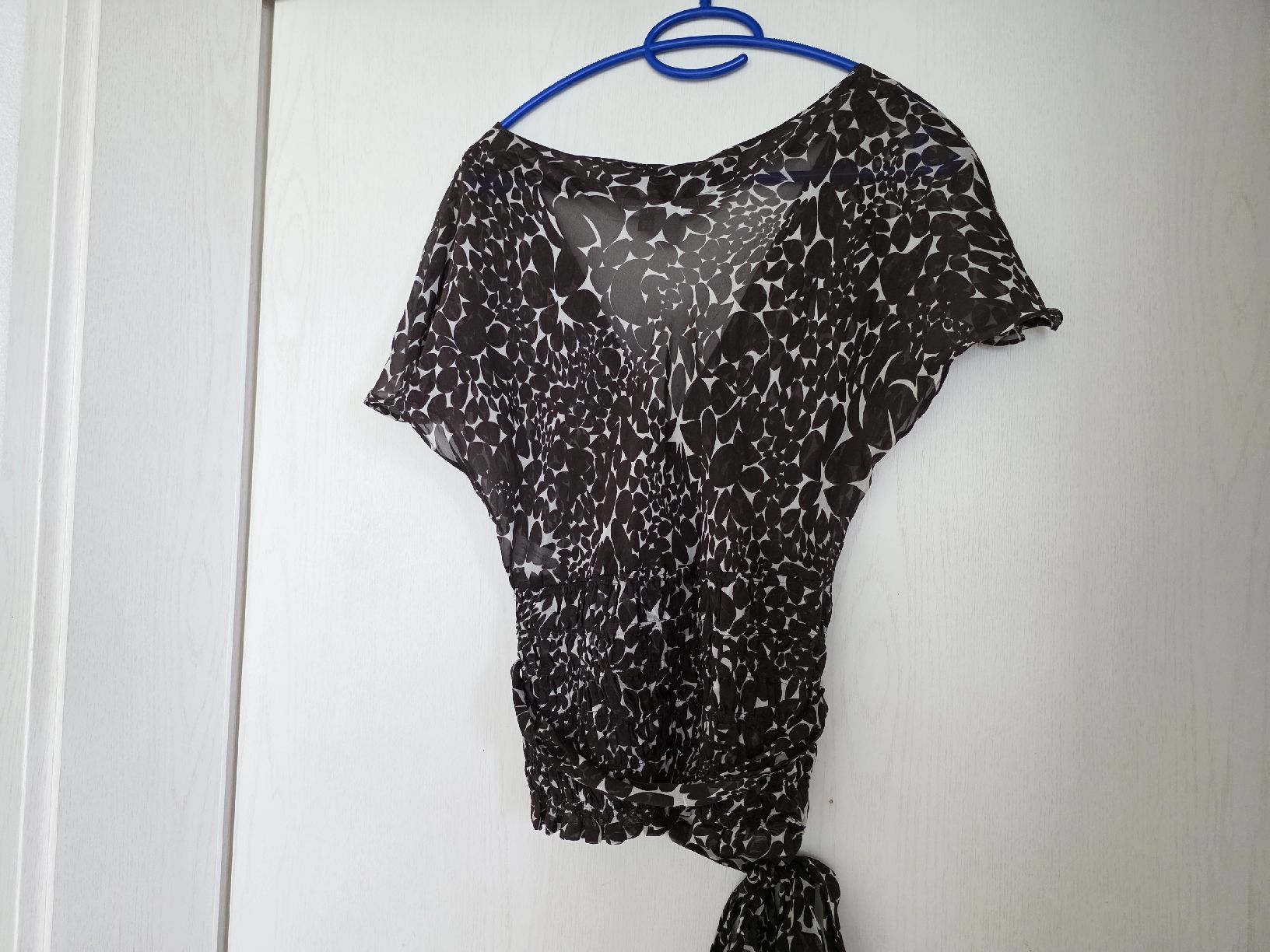 Zara Blusen: Seidenbluse Zara, Grösse S/M, gemustert, Bindegürtel – Gebraucht aus Suhr von andreas_2008 3