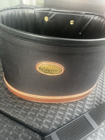 Necessaire