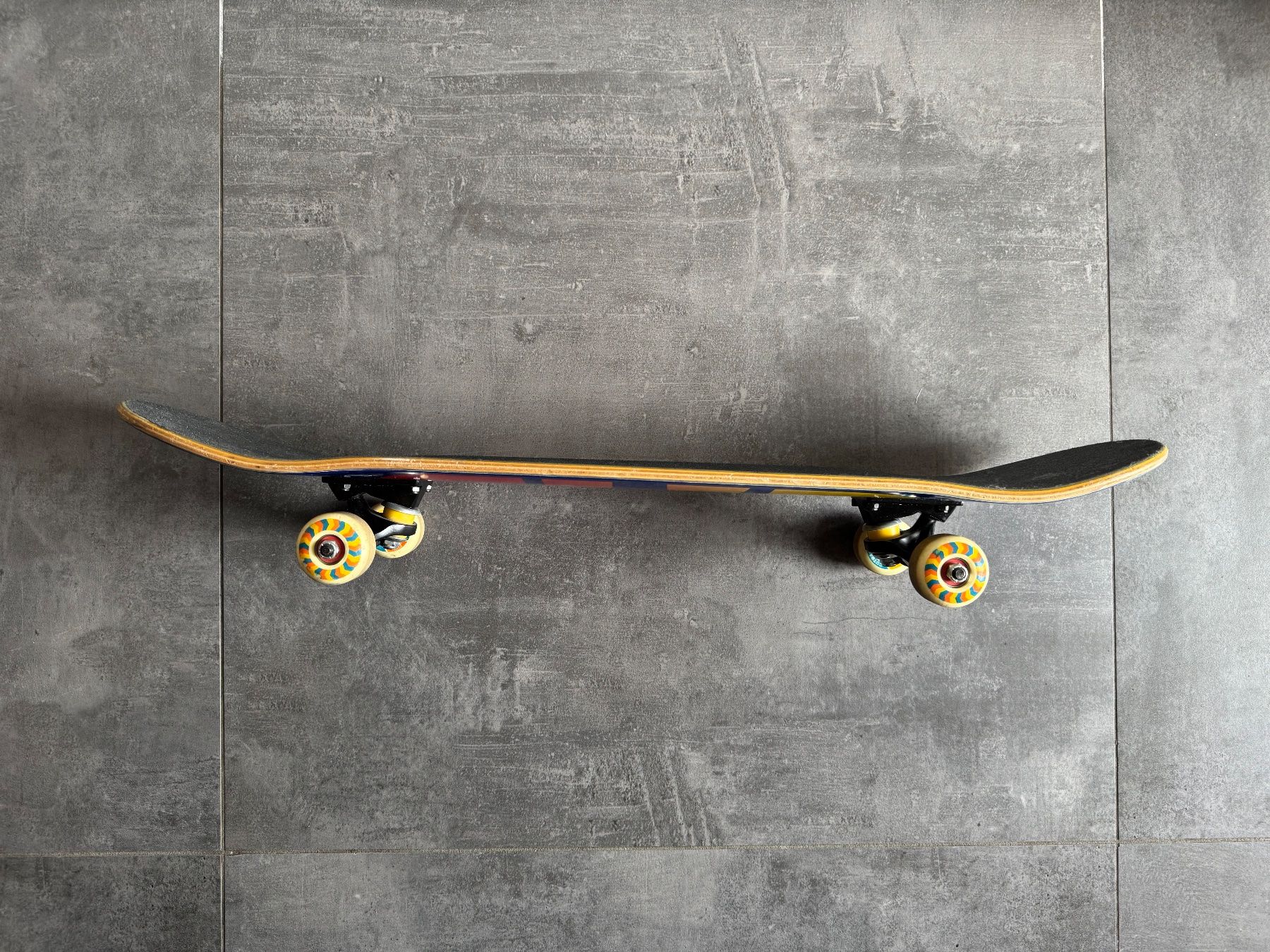 Skateboards: Skateboard – Gebraucht aus Chiasso von vav_l9h2 1