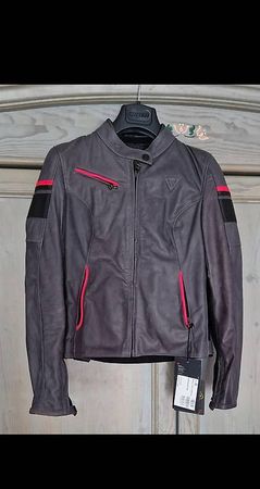 Veste de moto femme neuve cuir Dainese