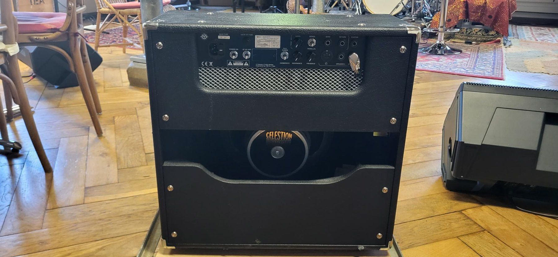 Amplificatori: Guitar Amp The Valve – Usato da Madiswil venduto da Cabarnet 2