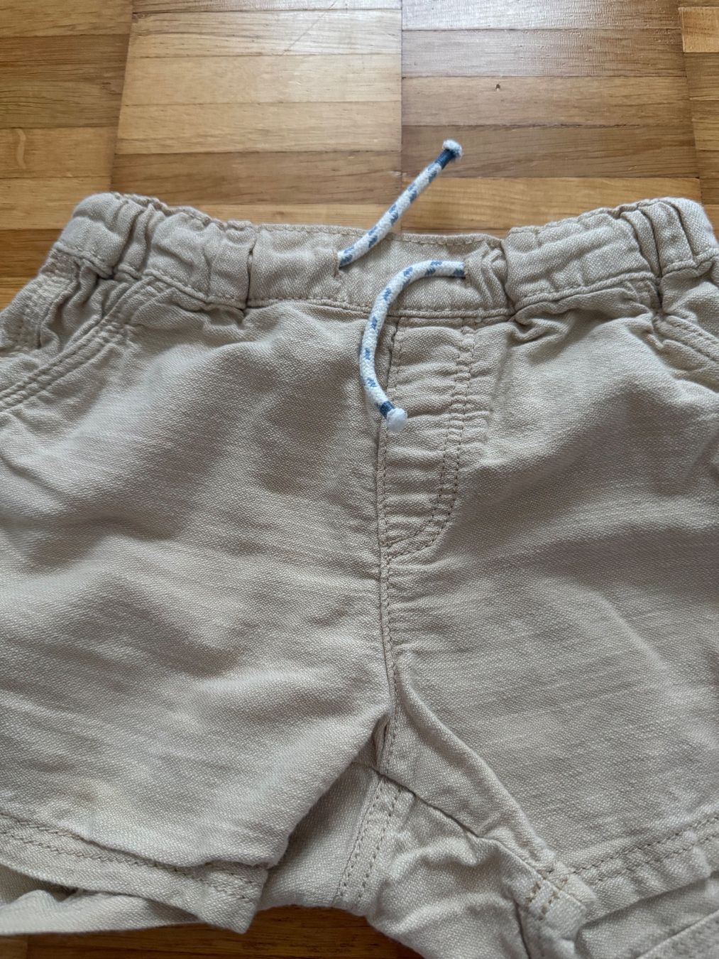 H&M Hosen: H&M kurze Hose Gr 104 – Neu (gemäss Beschreibung) aus Richterswil von Eunoia85 1