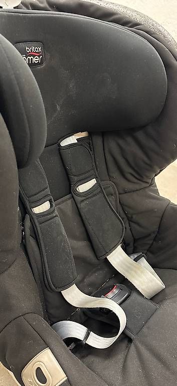 Seggiolini per auto: Baby Autositz – Usato da Zürich venduto da Ilmarin 3