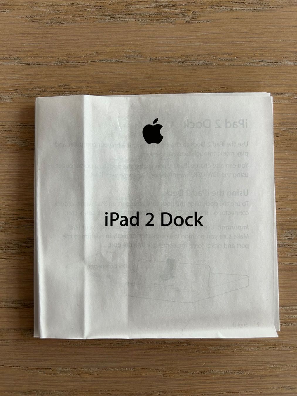 Docking station: Apple iPad 2 Docking station + Camera connector – Usato da Grimisuat venduto da Apr722 3