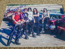 Skid Row - Original Autogramm auf A4 Foto