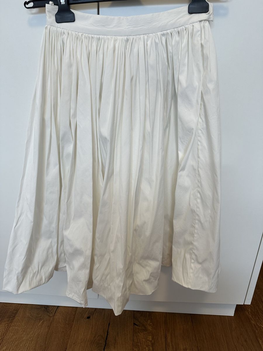 Prada Jupes: Prada skirt, good condition, size 38 – D'occasion à Küssnacht am Rigi par hor_dpb7