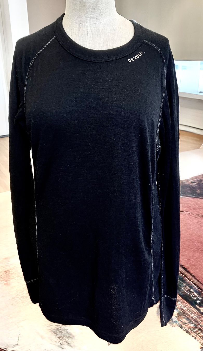 Pullover & Sweatshirts: DEVOLD Langarm Shirt - MerinoWool-Gemisch Thermolight XL – Gebraucht aus Schaffhausen von TrouvaillesDeNina 4