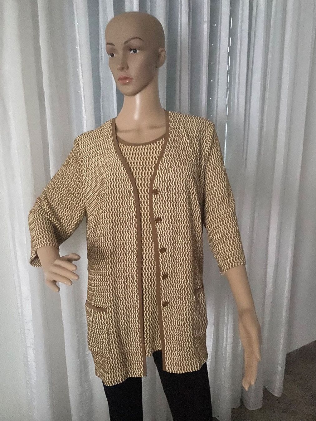 Twinset Giacche: MUST HAVE - elegantes/edles Twinset, beige, Gr. 46 – Nuovo e nell'imballaggio originale da Winkel venduto da ferrari2022 2
