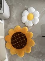 Sommer Deko: Zwei süsse Blumenkissen, neuwertig!
