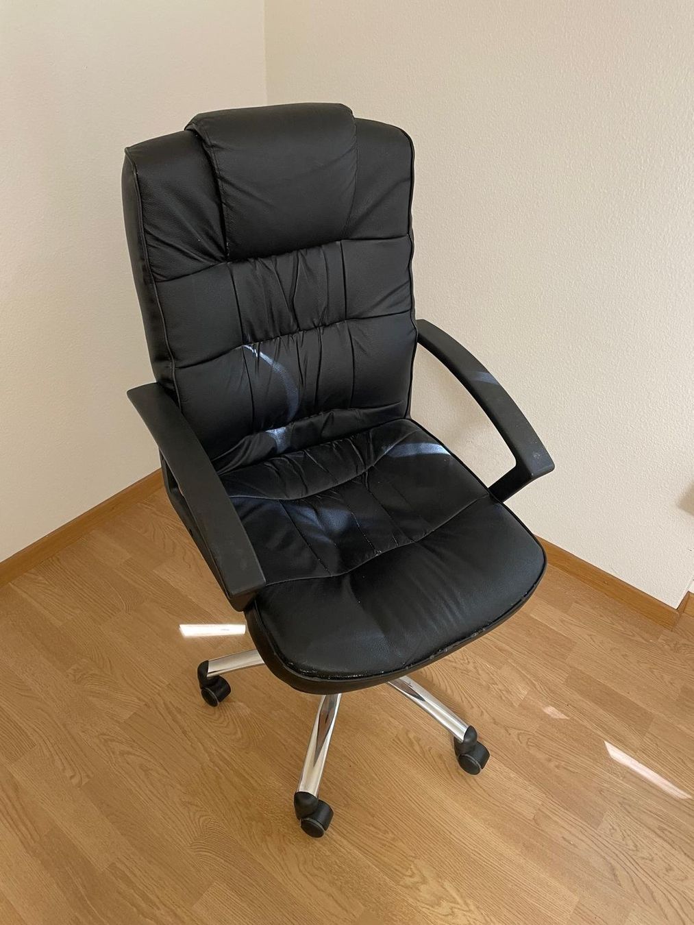 Sedie: Bürostuhl – Usato da Zürich venduto da FrogstileTokyo