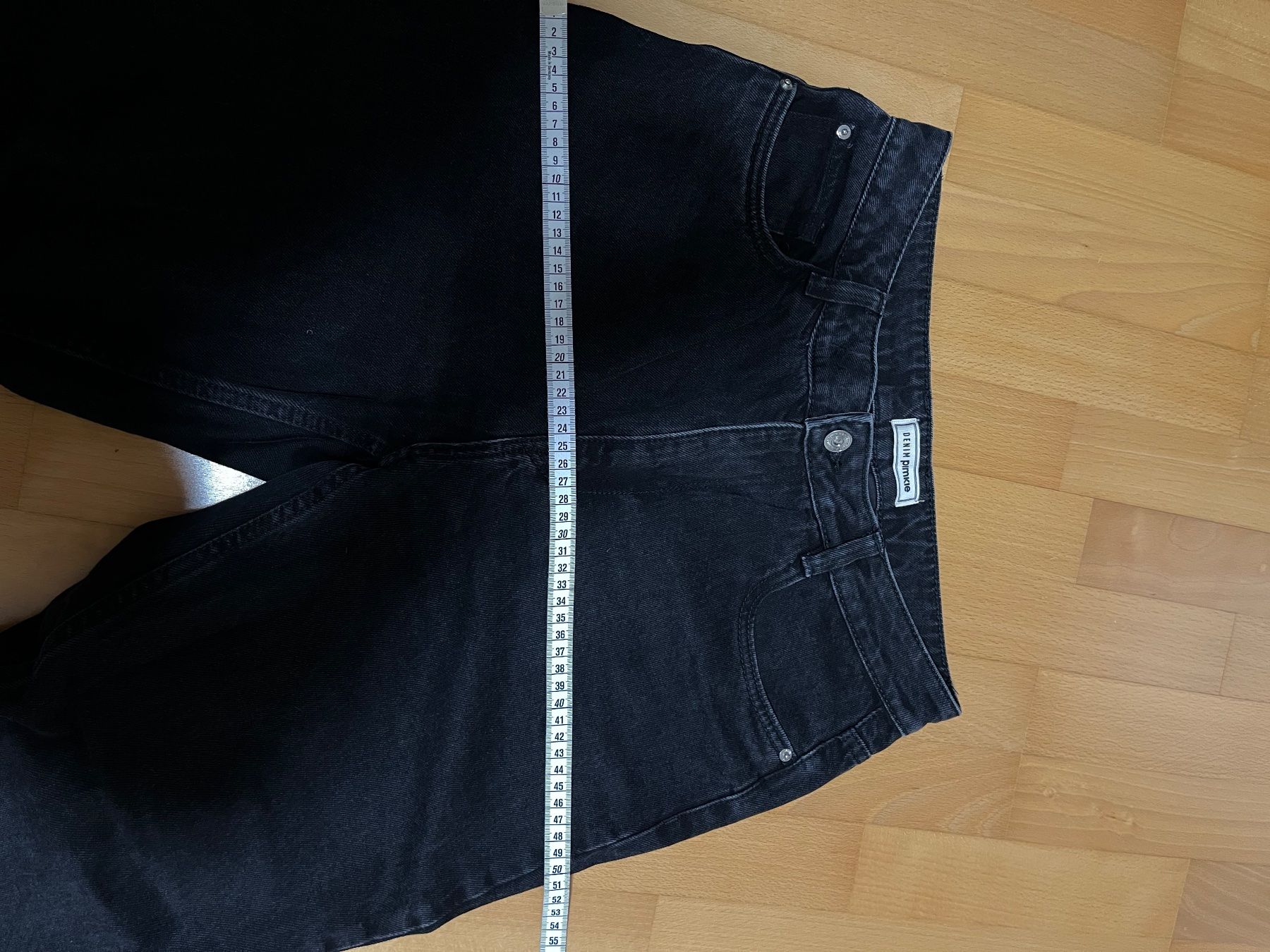 Pimkie Jeans: schwarze Jeans locker – Usato da Zuzwil SG venduto da dieschnellemichelle 9