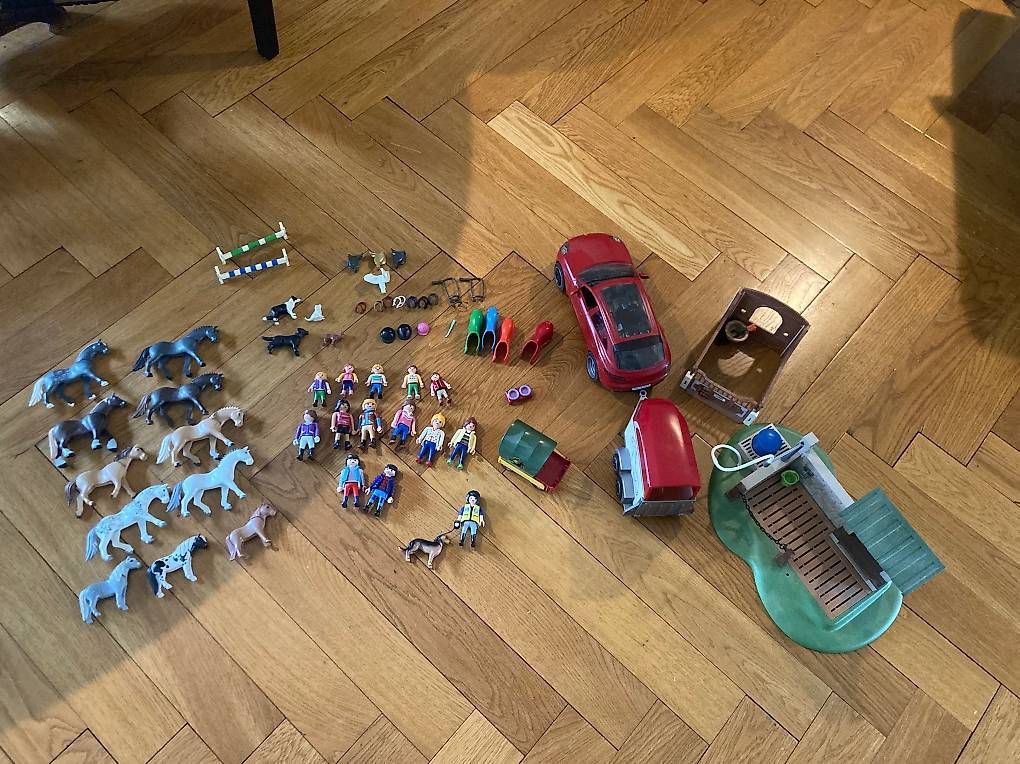 Giocattoli: Pferde-Set von Playmobil – Usato da Zürich venduto da rac_jpy8