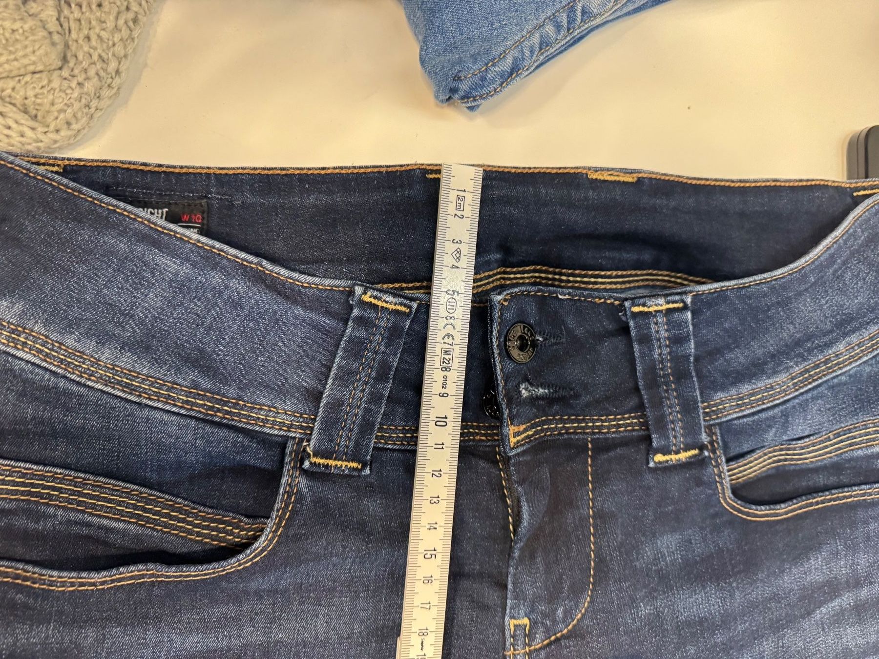Pepe Jeans Jeans: Pepe Jeans Venus Gr. 30/32 – Nuovo (secondo la descrizione) da Zäziwil venduto da blackpearl 8