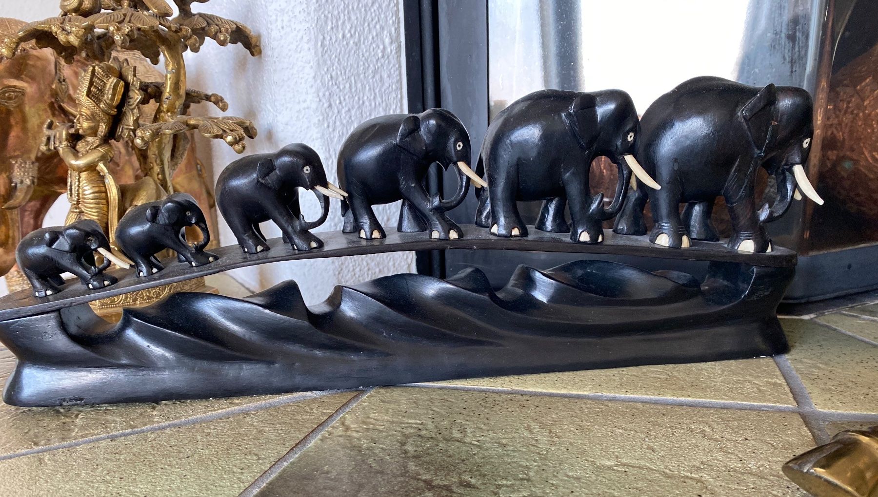 Sculture & Statue: Elefanten Holz Elefant Elephant Figur – Usato da Dottikon venduto da 6571