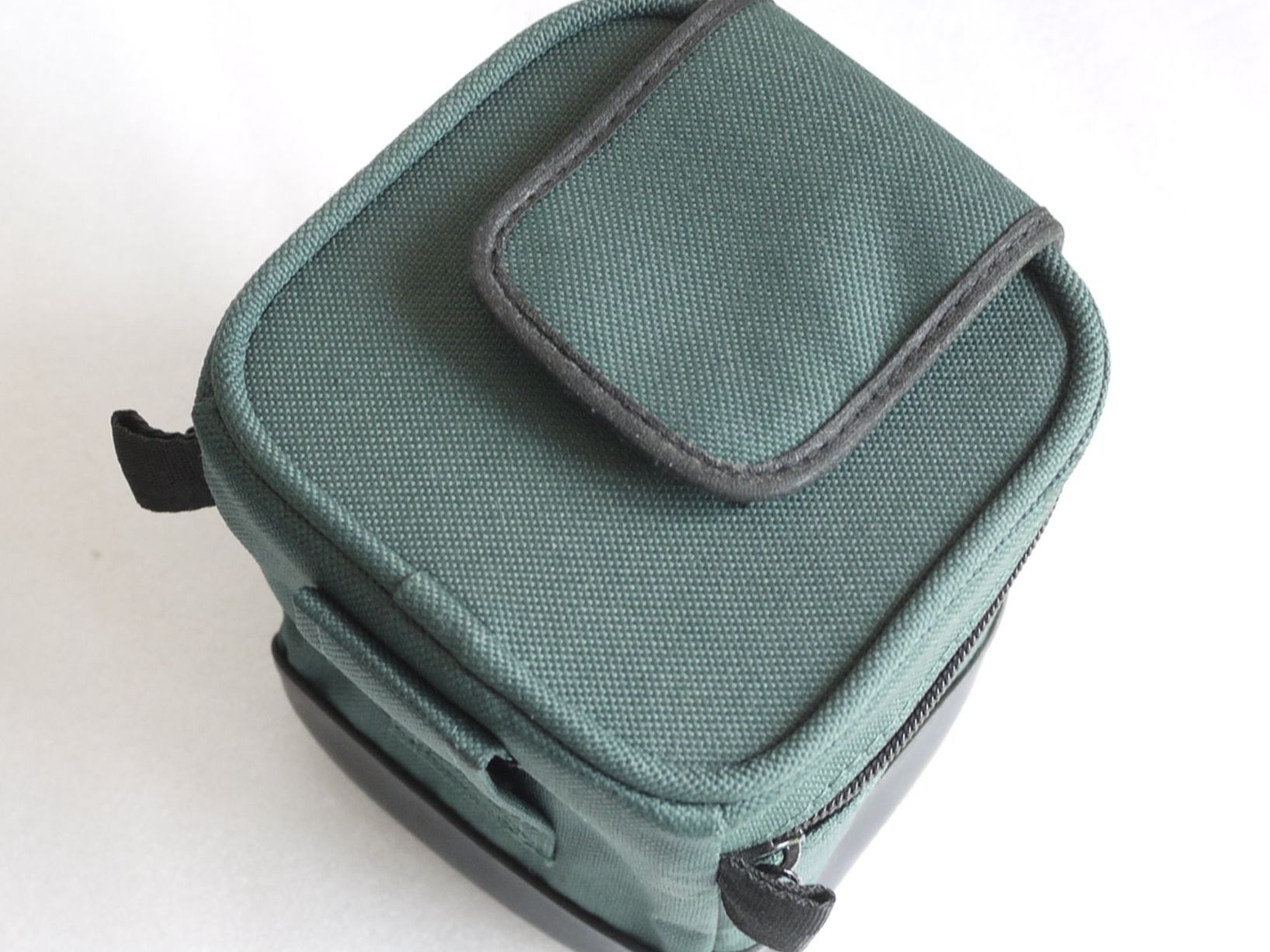 Borse: Sigma LS-519N Objektivköcher / étui / Lens Case. 9x9x9 cm. – Usato da Egg b. Zürich venduto da JCB 1
