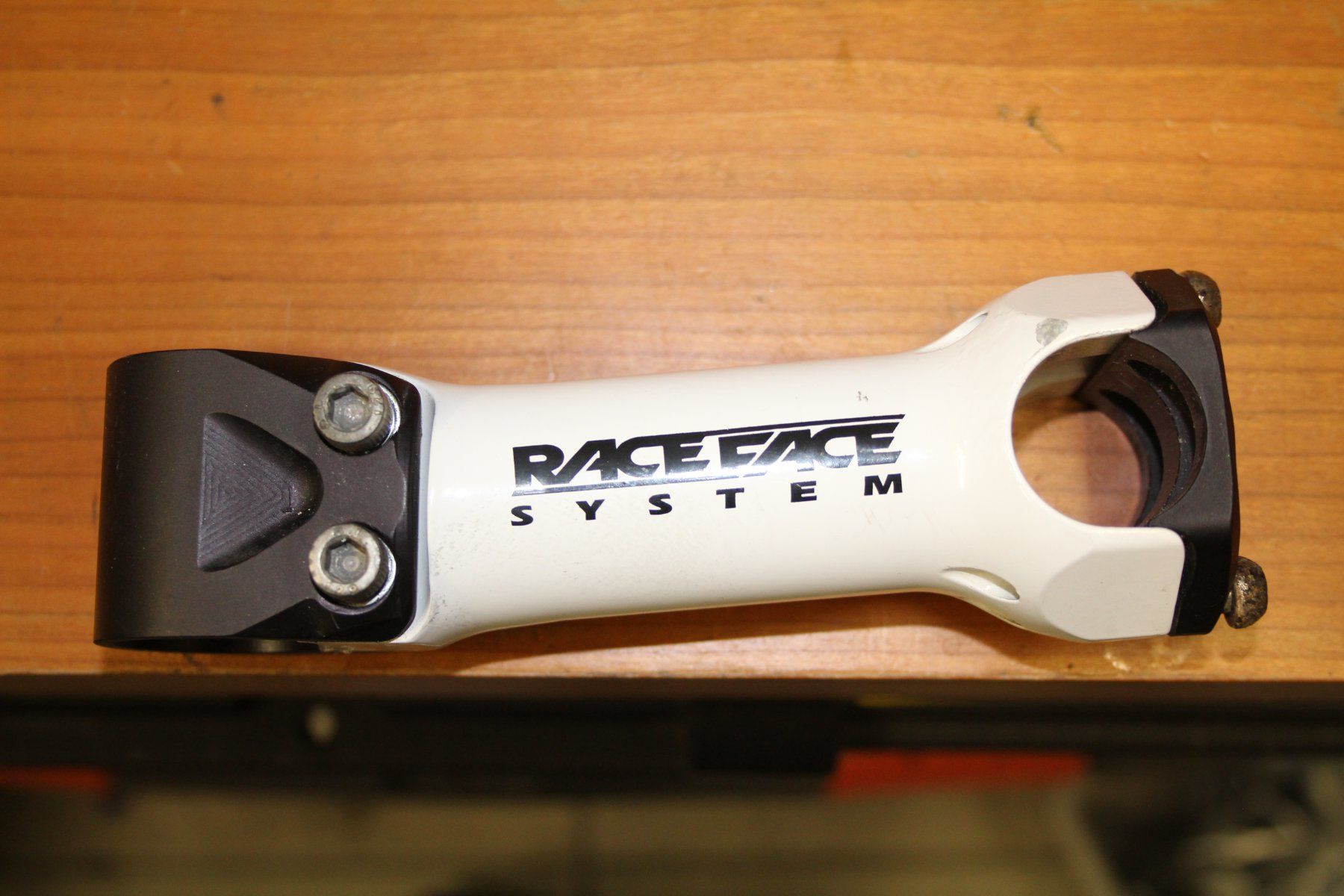 Race Face Pezzi di ricambio: Race Face Vorbau Weiss – Usato da Chur venduto da dynastar13