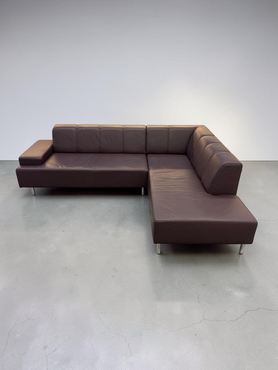 Sofas: Ecksofa mit longchair aus violettem Echtleder – D'occasion à Fehraltorf par Sofalab.swiss 1