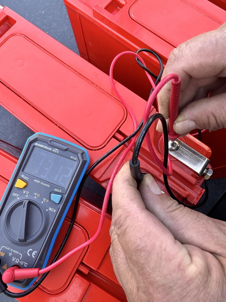 Dispositivi a energia solare: Solar Akku Batterie PowerSafe SBS 100F Batterien – Usato da Horw venduto da dancav 7