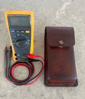 FLUKE 175 mit Ledertragtasche