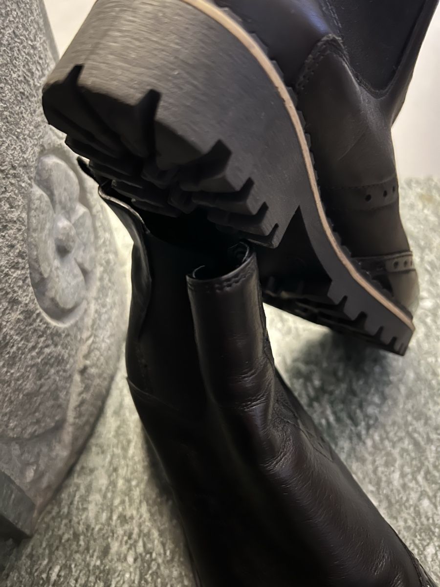 Damenschuhe: Stiefeletten Schwarz Damen Gr. 36 – Gebraucht aus chur von Ika11 4