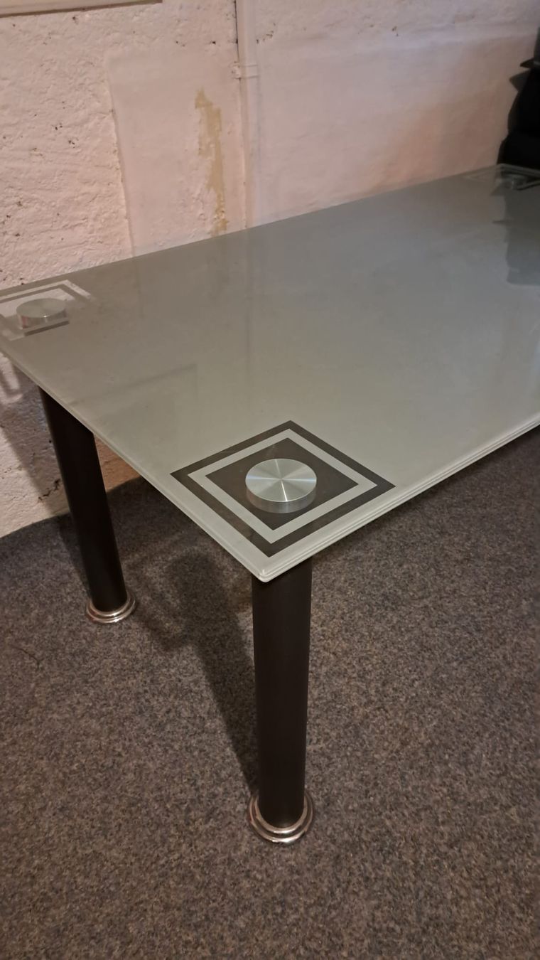 Tables: Glastisch – D'occasion à Horw par sch_m77v 1
