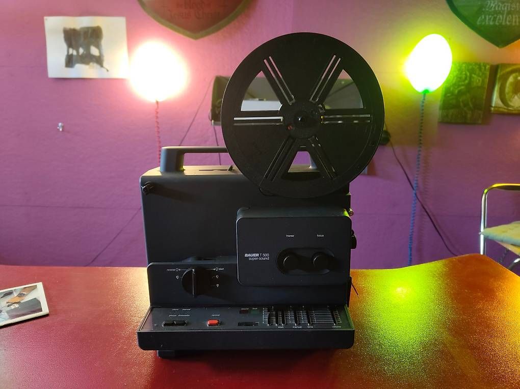Heimkino: Super 8 Projektor – Gebraucht aus Bern von A3N-Origin 1
